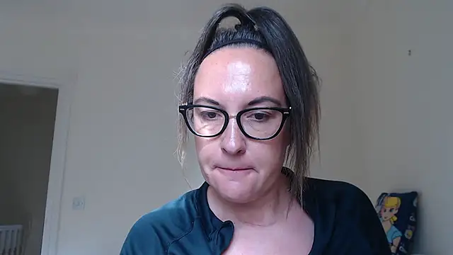Humiliatrixxxx webcam