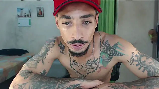 emiliano_hottt webcam