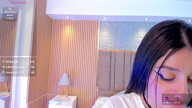Ivaannaa_ webcam