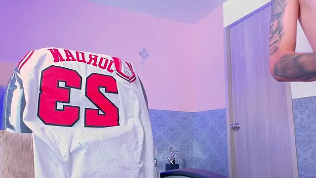 Nascary_Fox webcam