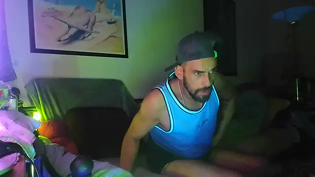 Guyst049 webcam