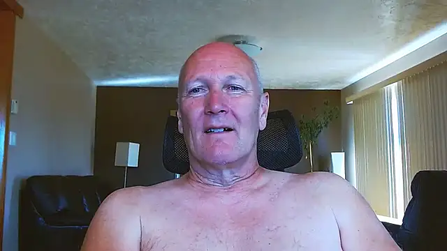 BasicAnt live cam on StripChat