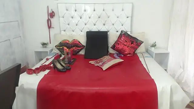 Sweetbigcatt webcam