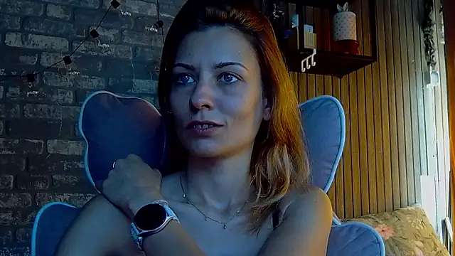 karo123421 live cam on StripChat