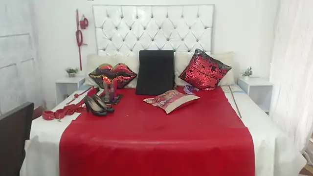 Sweetbigcatt webcam