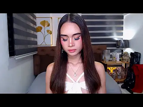 JuicyCockThea live cam on StripChat