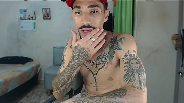 emiliano_hottt webcam