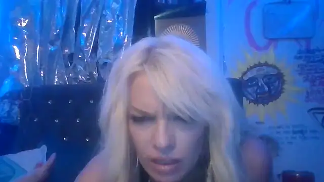marilyn420 webcam