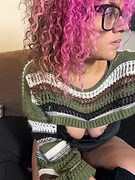 VelvetVixen_735 webcam