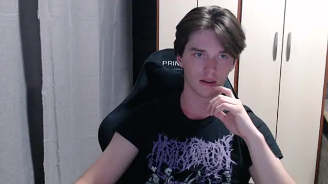 arthur___king (M twink) - show underwear