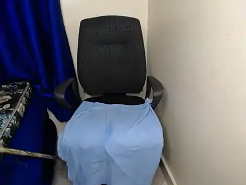 KittyKissess02 webcam