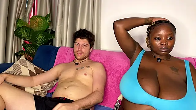 InterracialDream webcam