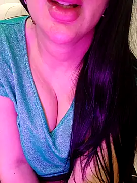 Queen_sousou live cam on StripChat