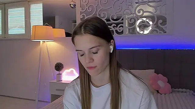 LuisaClover webcam