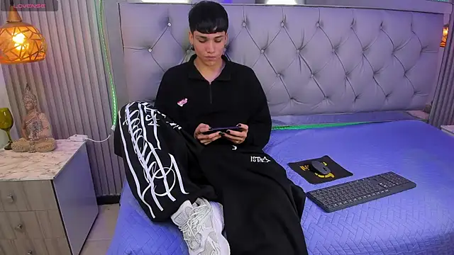SamBlack_ live sex cam