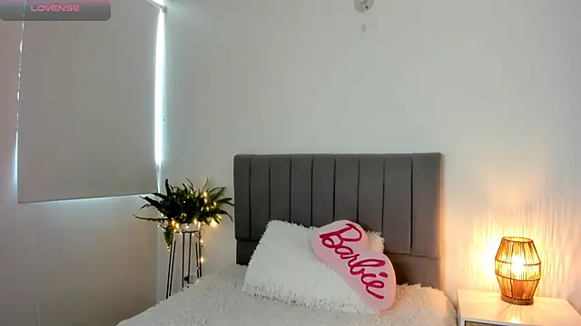 sophie_connors webcam