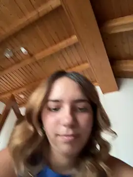 Naomi-Klein live sex cam