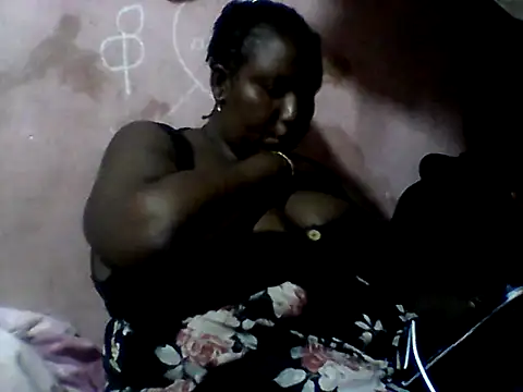 big_clits - Big_clits's free webcam - UK Sex Cams