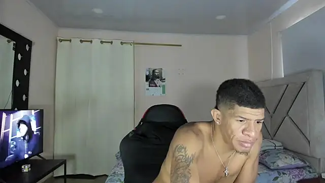 Toptony22 webcam