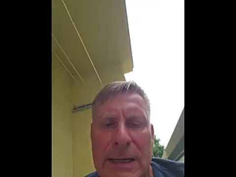 johnnym1 webcam