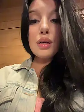 Tisha_Busty webcam