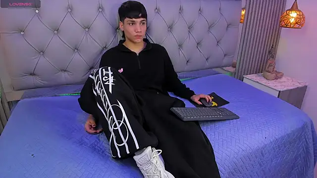 SamBlack_ webcam