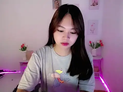 lustfullakim webcam