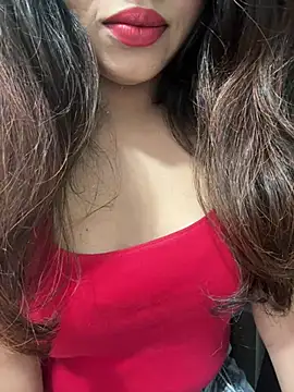 Yours_riya11 webcam