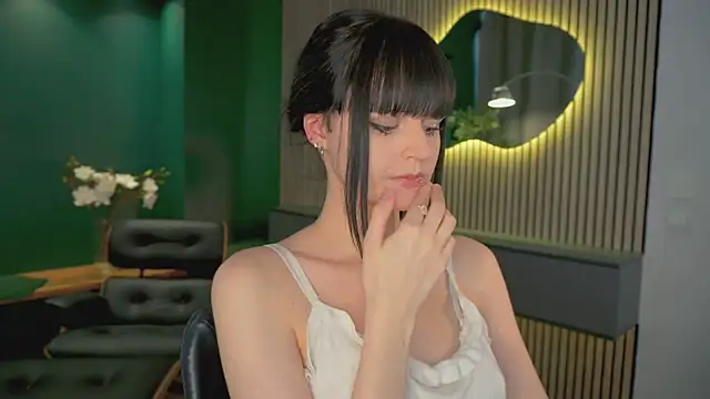Michelle_Rain webcam