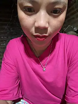 Aria_Maya webcam