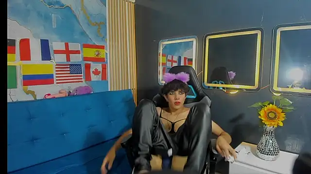 Alejandra_Raven webcam