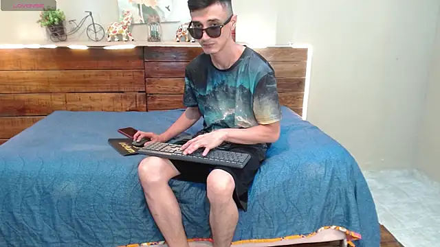 FelipeFriendly webcam