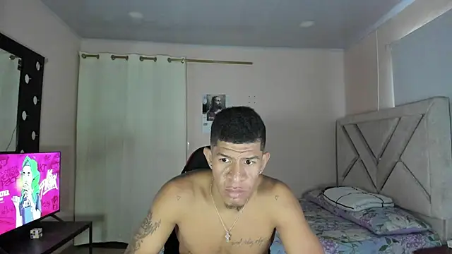 Toptony22 webcam
