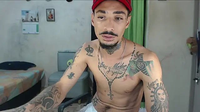 emiliano_hottt webcam