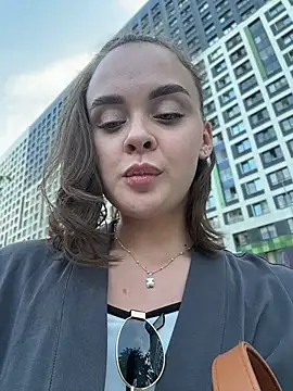 KristiRich webcam