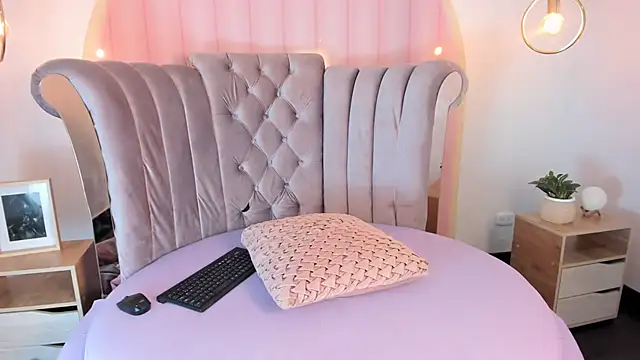 DAKOTA_SAKURA webcam