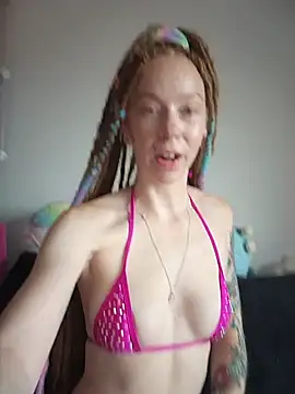 LucidLucy webcam
