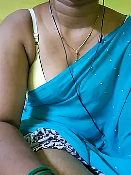 Tamil_hot_leena live cam on StripChat
