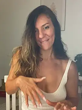 AnnaFlowerBabe webcam