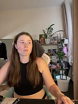 sweetest_pie live cam on StripChat