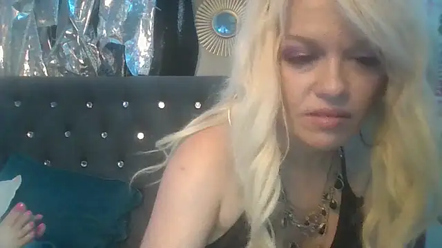 marilyn420 webcam