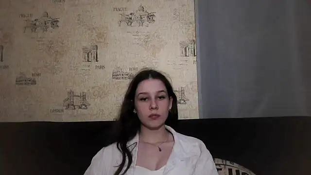 ElinoreHuxman webcam