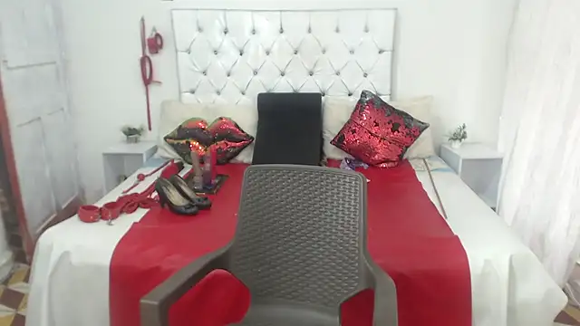 Sweetbigcatt webcam