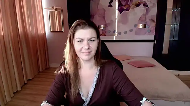 LunaKissesx live cam on StripChat
