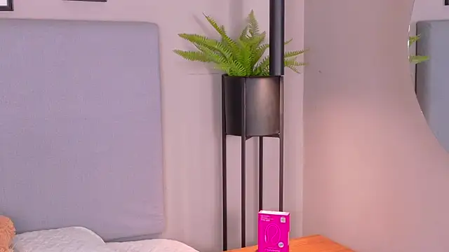 LanaRozz webcam