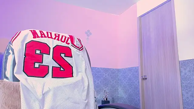 Nascary_Fox webcam