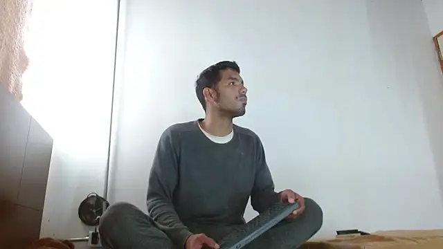 JohanyLatino webcam