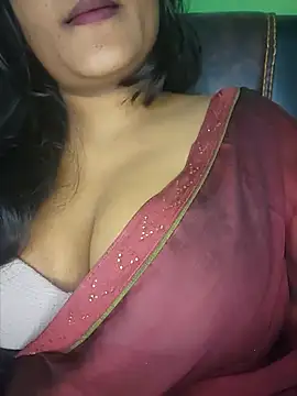 aruna-1 - Aruna-1's free webcam - UK Sex Cams