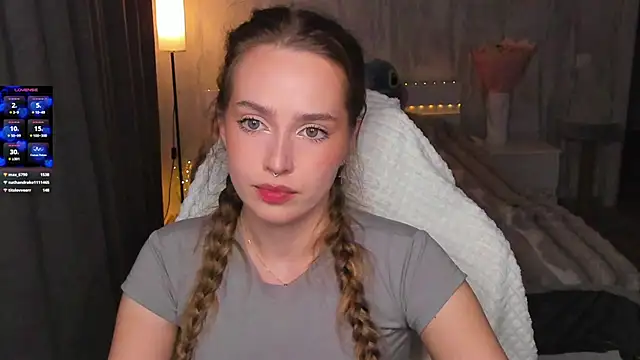 YaraKroft_ webcam
