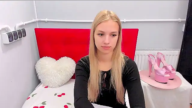 EvetteRose webcam